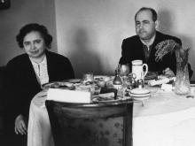 Историк М.В.Нечкина с мужем в Узком. 1960-е гг.